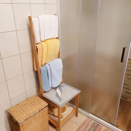 Lori Apartment *